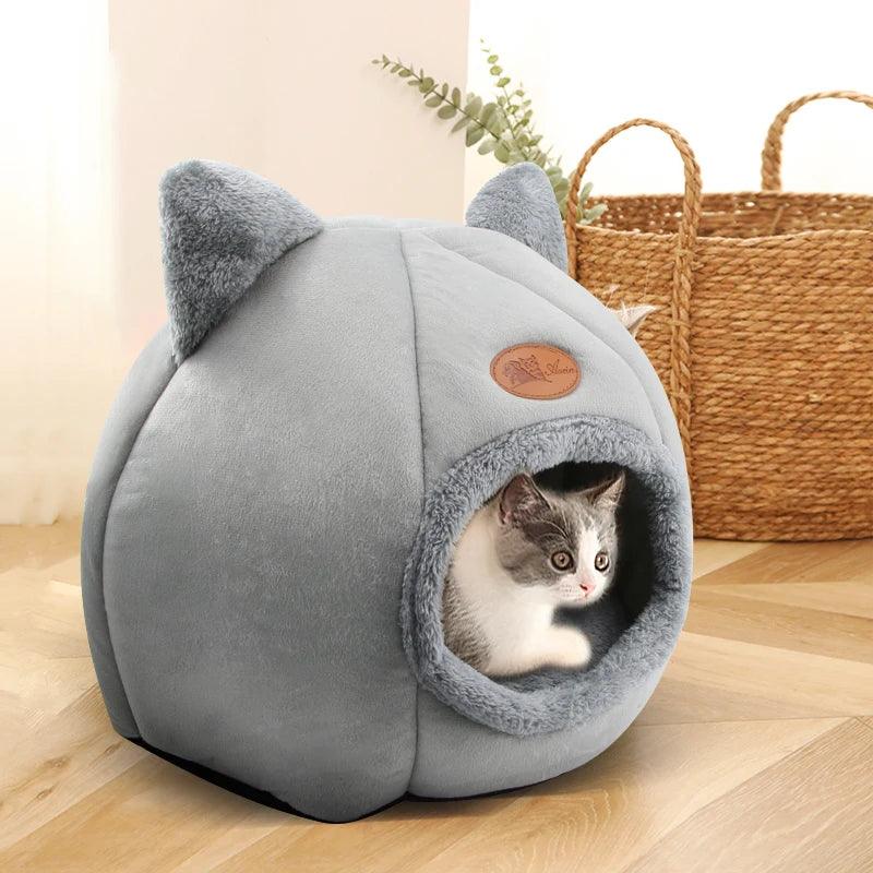 CozyCave Winter Comfort Bed: Snug Indoor Mat and Basket for Cats &amp; Kittens - Paws &amp; Purrfections